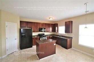 4968 Locherby Dr in Fairburn, GA - Building Photo - Building Photo