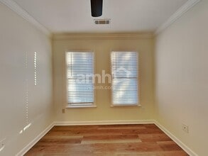 5512 Westerborne Dr in Greensboro, NC - Building Photo - Building Photo