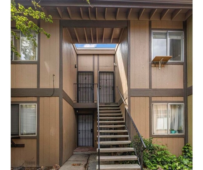 property at 2090 Highview Ct