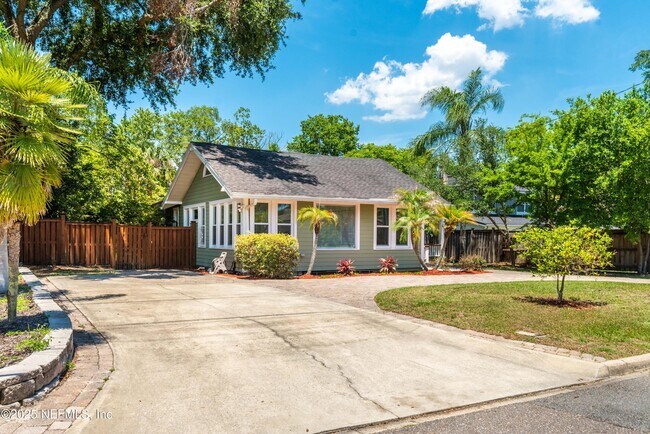 4227 Woodmere St in Jacksonville, FL - Building Photo - Building Photo