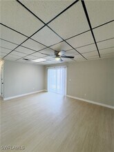 14938 Wise Way in Ft. Myers, FL - Foto de edificio - Building Photo