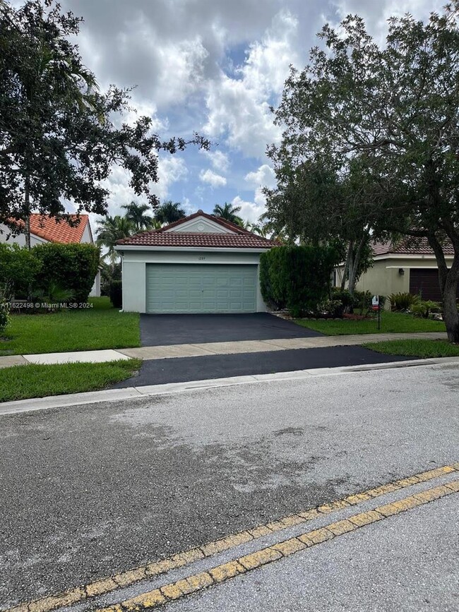 1289 Majesty Terrace in Weston, FL - Building Photo - Building Photo