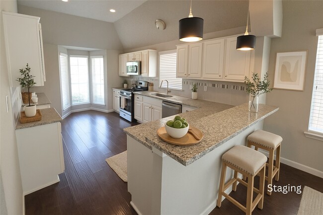 13551 Pasa Robles Ln