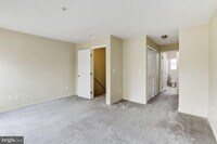 512 St Mary St photo'