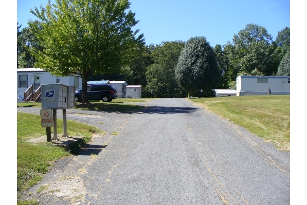 Sheets Park in Mount Airy, NC - Foto de edificio - Other