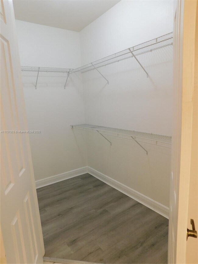 617 SE 7th St in Cape Coral, FL - Building Photo - Building Photo