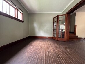 614 E Broadway St in South Bend, IN - Building Photo - Building Photo