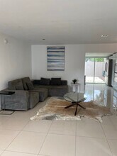 3959 Eton Pl in Sarasota, FL - Foto de edificio - Building Photo