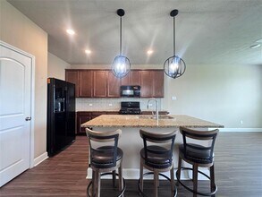 2004 Vineyard Pass in Brenham, TX - Building Photo - Building Photo