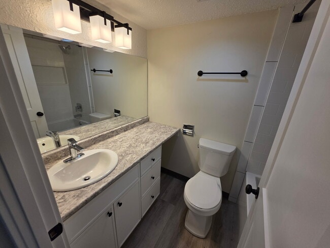 10132-712 102 Ave in Fort St John, BC - Building Photo - Building Photo