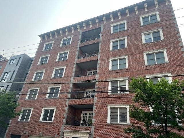 property at 1031 Clinton St