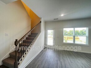 6810 Dharma Lp in East Ridge, TN - Building Photo - Building Photo