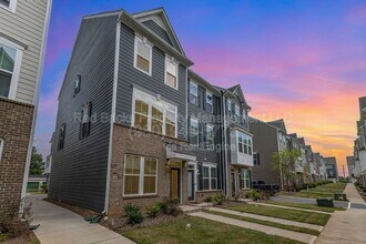 6122 Cleburne Ct in Charlotte, NC - Building Photo - Building Photo