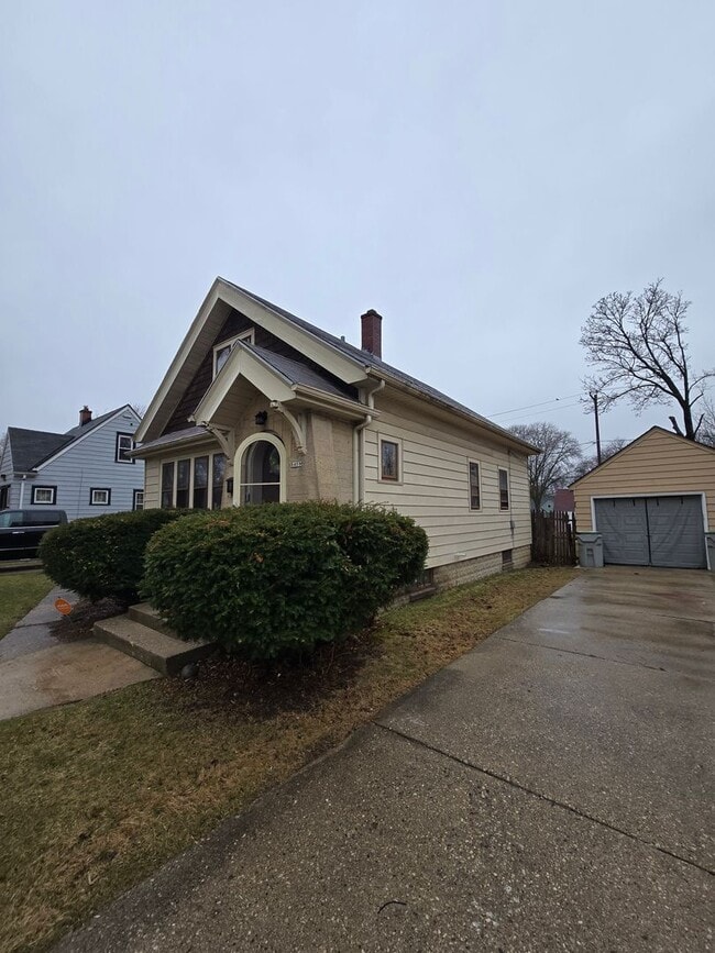 5459 N 53rd St in Milwaukee, WI - Building Photo - Building Photo