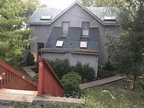 1 Foxhall Ct in Cincinnati, OH - Building Photo - Building Photo