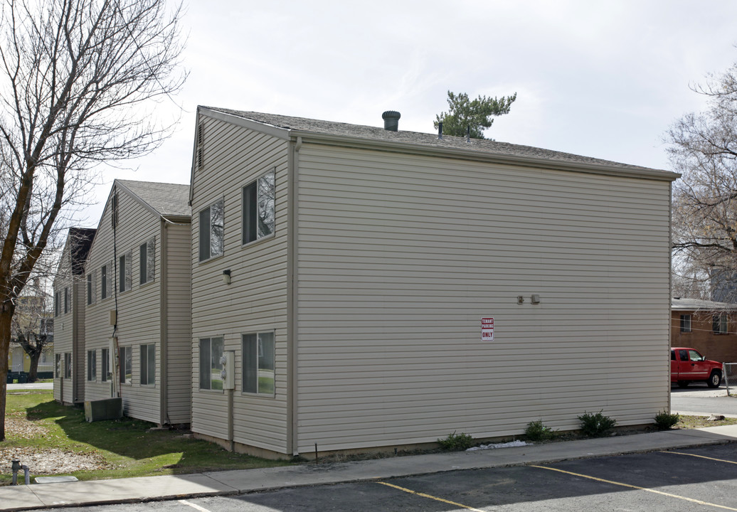 Normandie and Osmond Heights Apartments in Ogden, UT - Foto de edificio