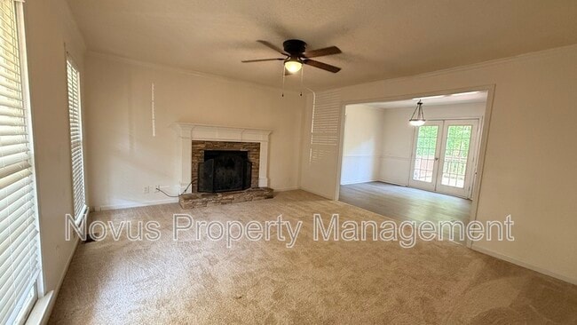 23 Thomas Crossing Dr in Newnan, GA - Building Photo - Building Photo