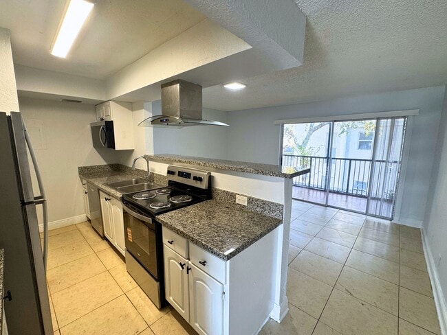 property at 4501 Treehouse Ln