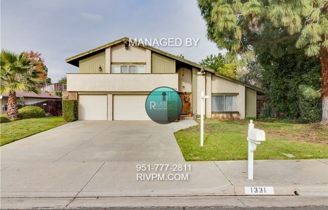 1331 Parkside Dr in Riverside, CA - Building Photo - Building Photo