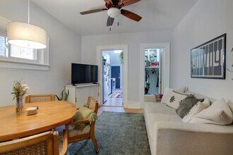 1136 N Washington St in Denver, CO - Foto de edificio - Building Photo