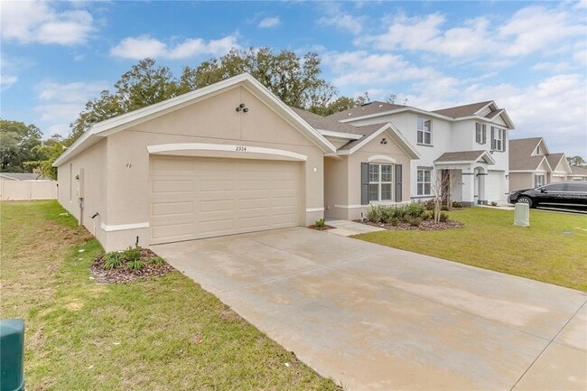 2924 NE 20th Ter in Ocala, FL - Foto de edificio - Building Photo