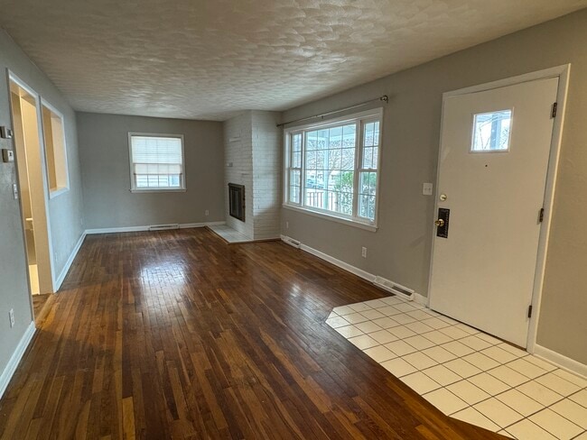 3319 Marquette St in Davenport, IA - Foto de edificio - Building Photo