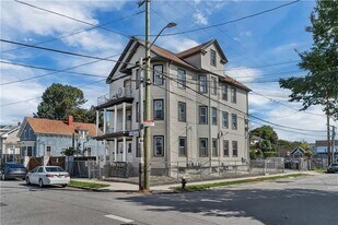 48 Kenwood St in Providence, RI - Building Photo