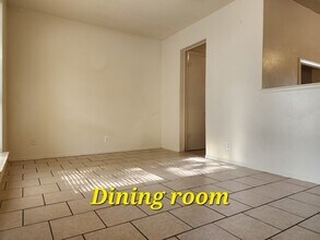 1212 Johns Dr in Euless, TX - Building Photo - Building Photo
