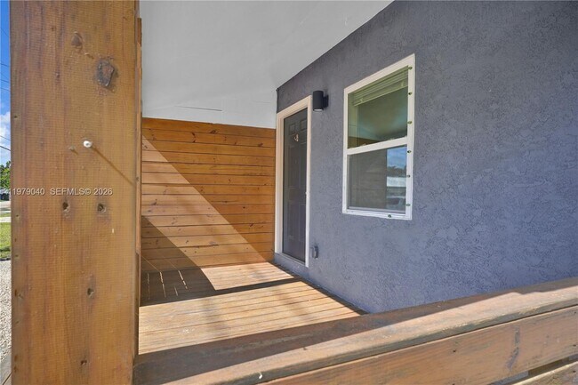 607 SW 9th St in Fort Lauderdale, FL - Building Photo - Building Photo