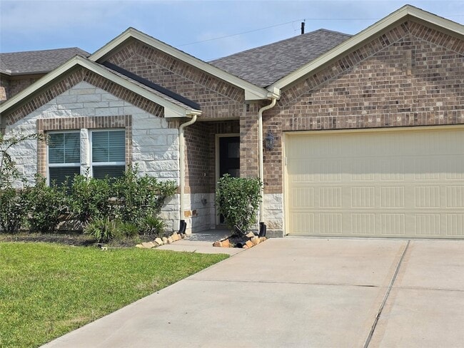 2011 Cherryvale Dr