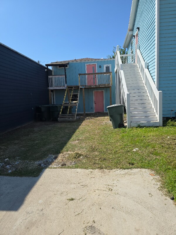 4305 Ave S-Unit -C in Galveston, TX - Building Photo - Building Photo