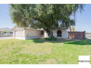 4212 N 79th Ave in Phoenix, AZ - Building Photo - Building Photo