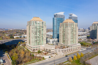 Hillsborough Court II in Toronto, ON - Building Photo - Building Photo