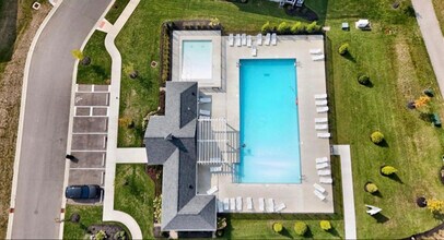 6296 Marinelli Dr S in Columbus, OH - Building Photo - Building Photo