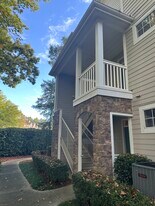 232 Edinburgh Ct in Alpharetta, GA - Building Photo