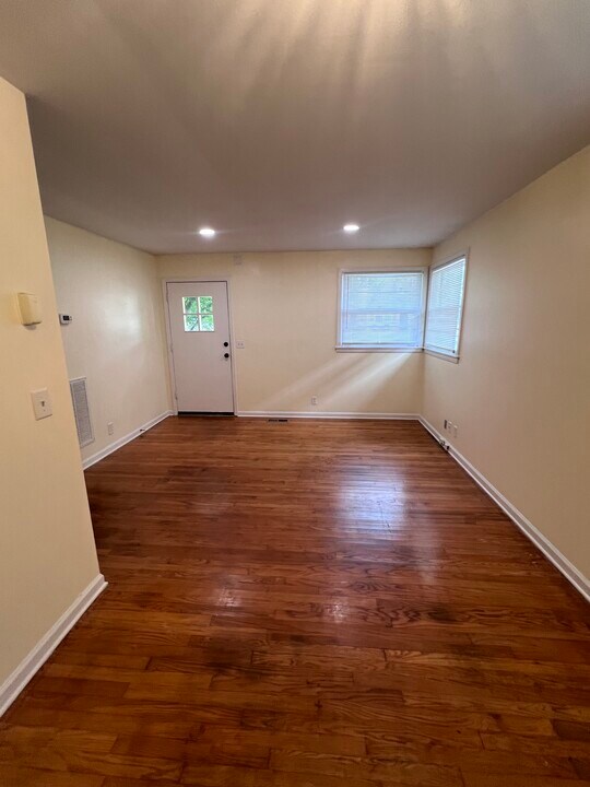4905 Nebraska Ave in Nashville, TN - Building Photo