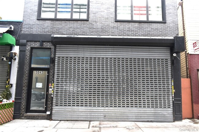 property at 3043 Fulton St