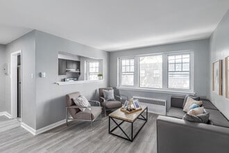 The Courtyard in Philadelphia, PA - Building Photo - Interior Photo