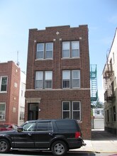 3214 46th St in Long Island City, NY - Building Photo - Building Photo