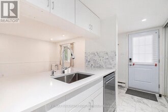 1204 Shillington Ave in Ottawa, ON - Building Photo - Building Photo