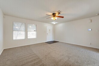 4714 Ida Falls in San Antonio, TX - Building Photo - Building Photo