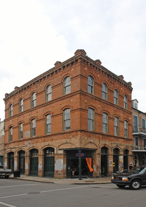 Decatur Apartments in New Orleans, LA - Building Photo