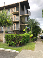 Kewalo Apartments in Honolulu, HI - Building Photo - Building Photo