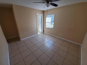 837 Del Prado Dr in Kissimmee, FL - Building Photo - Building Photo