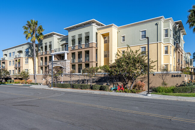 Tradewinds Complex in Torrance, CA - Building Photo - Building Photo