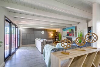 5551 Churchward St in San Diego, CA - Building Photo - Building Photo