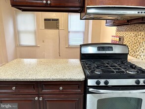 8456 Frankford Ave in Philadelphia, PA - Building Photo - Building Photo