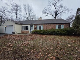 3238 Van Fleet Pkwy in Toledo, OH - Building Photo