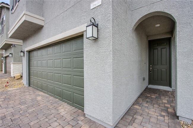 6609 Tumoulin St in Las Vegas, NV - Building Photo - Building Photo