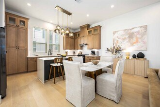 3028 Lamar St in Houston, TX - Building Photo - Building Photo